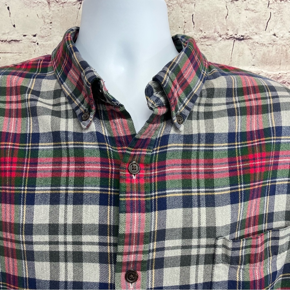 Lands End Gray Check Flannel Button Front Long Sleeve Shirt - Picture 2 of 9